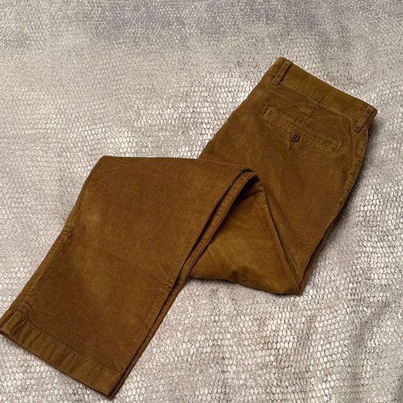 J. Crew Other - J. Crew Men's Broken-in Straight pant in stretch corduroy in vintage golden rod